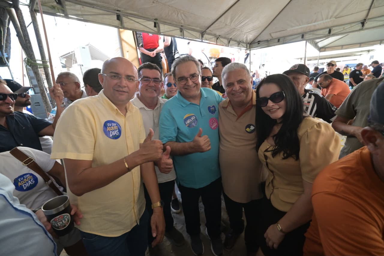 Álvaro Dias visita a tradicional Feirinha de Sant’Ana em Caicó