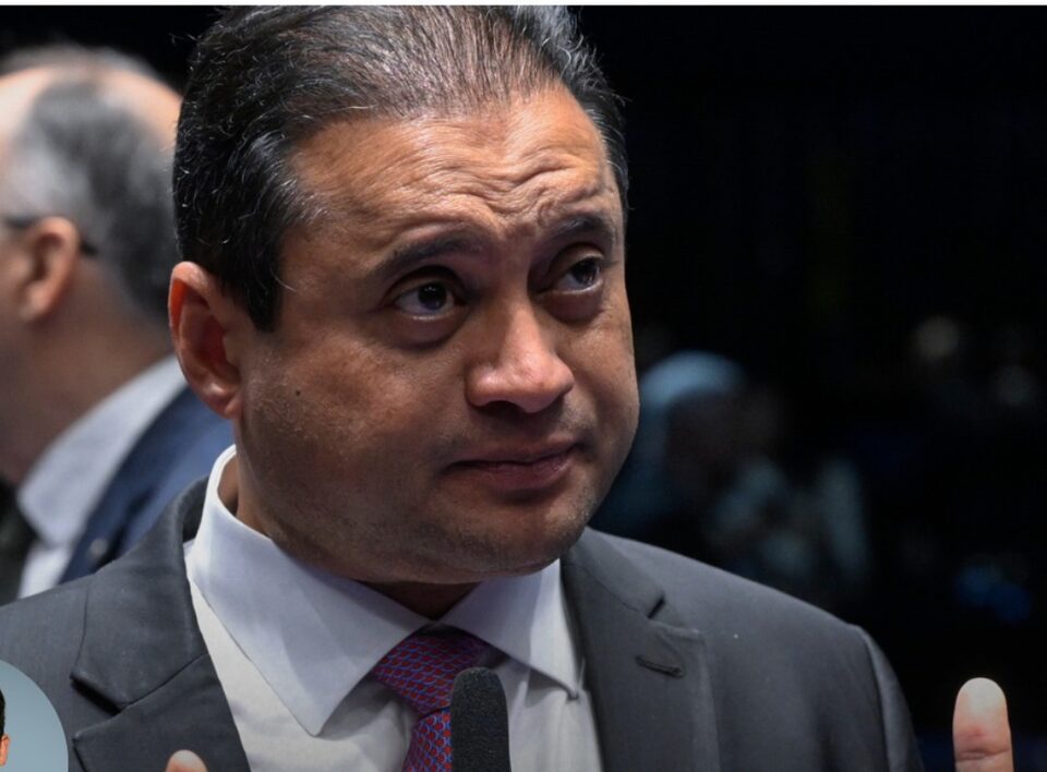 URGENTE: Senador do PDT é alvo de operação deflagrada pela PF