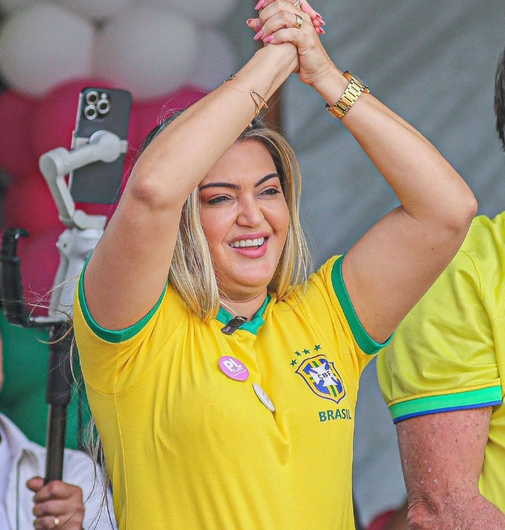 Prefeita de Extremoz declara apoio a Allyson Bezerra