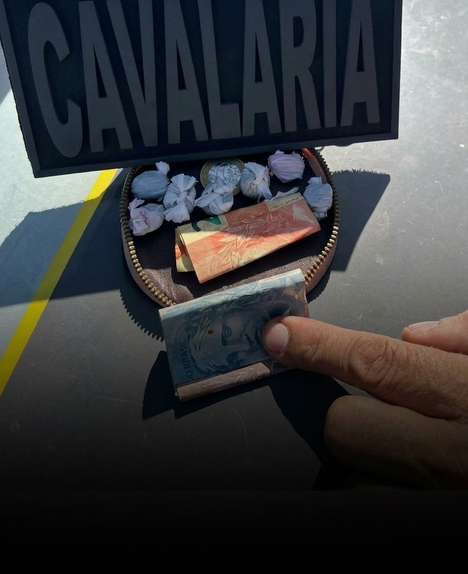 Polícia Militar apreende entorpecentes e detém suspeita por tráfico em Tangará
